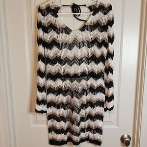 Black and White Chevron Knit Dress Crochet Swimsuit Coverup Size Large NWOT